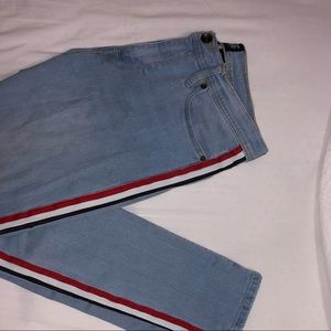 BDG Light Blue Jean with Detail on the Sides
